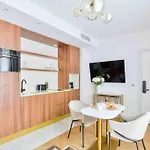 Romantic Getaway - Le Marais - With Ac